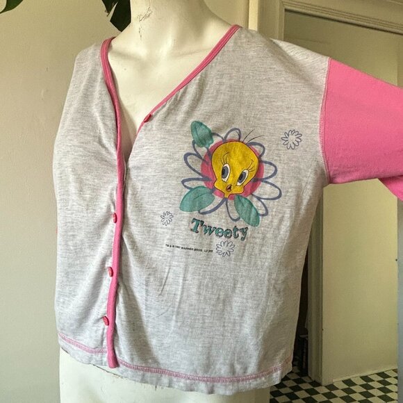 Vintage 1997 Looney Tunes Tweety Bird Pink Baseball Jersey Shirt - Picture 1 of 6